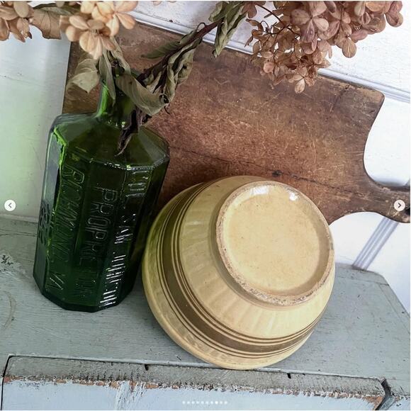 Antique 1930s Yellowware Mixing Bowl Collared Rim Pale Brown Band Double Stripe - Picture 8 of 10